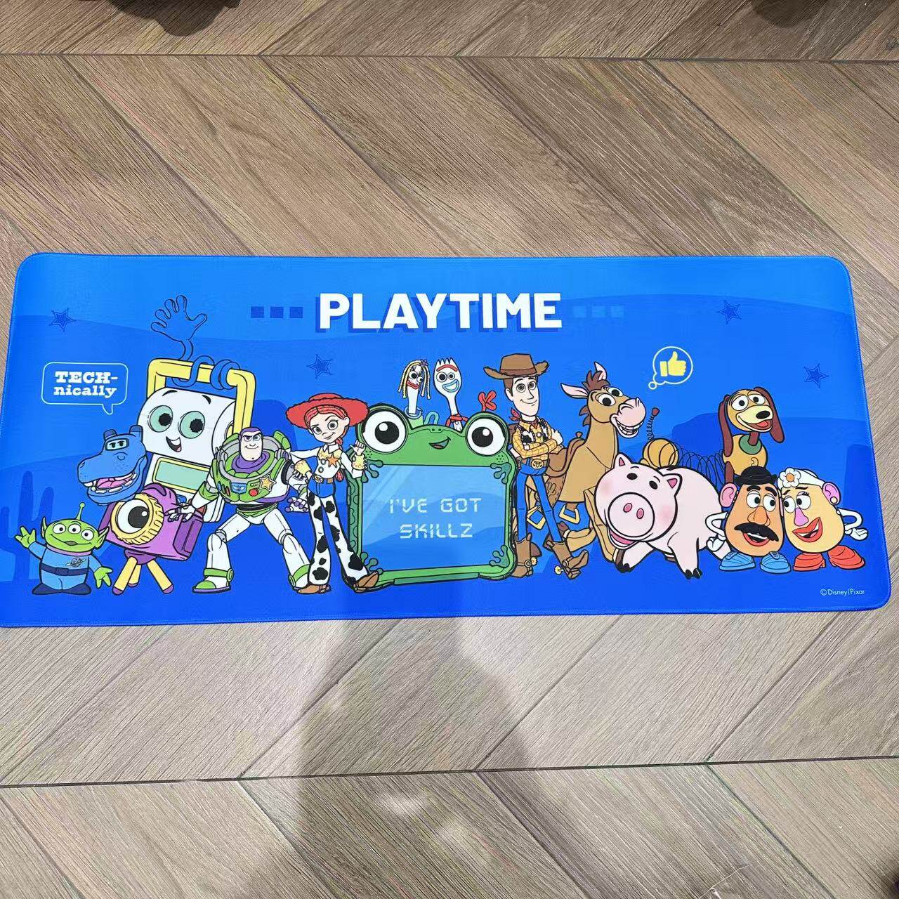 Disney Pixar Toy Story Large M - Gaming Accessories Desktop incelemesi ve fiyatı